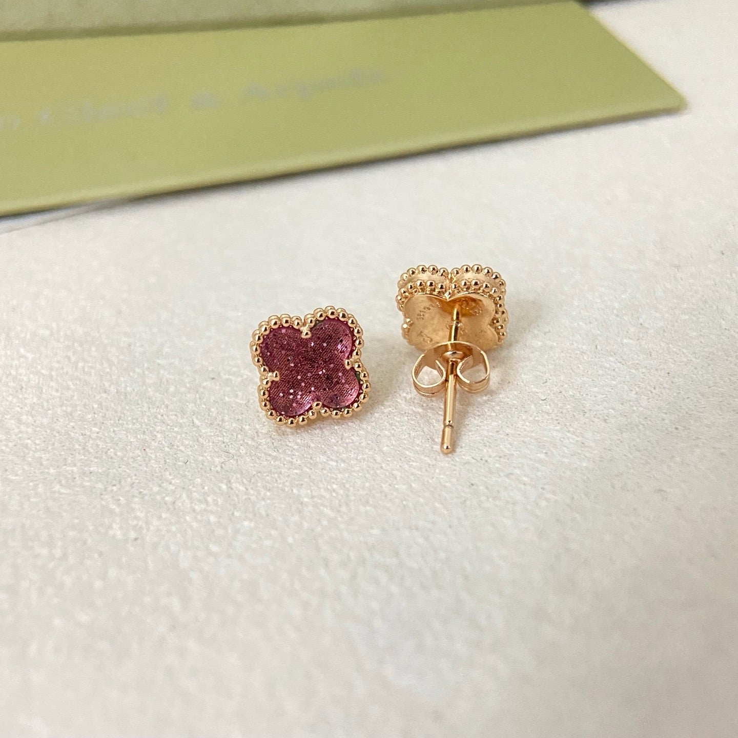 [Liorra]2026 NEW MINI CLOVER 1 MOTIF  BUBBLE PINK ENAMEL