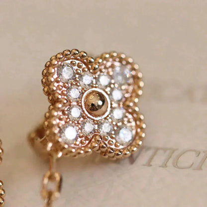 [Glimmer]CLOVER MEDIUM 1 MOTIFS FUll DIAMOND EARRINGS