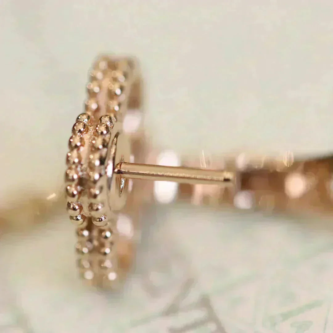[Glimmer]CLOVER MEDIUM 1 MOTIFS FUll DIAMOND EARRINGS