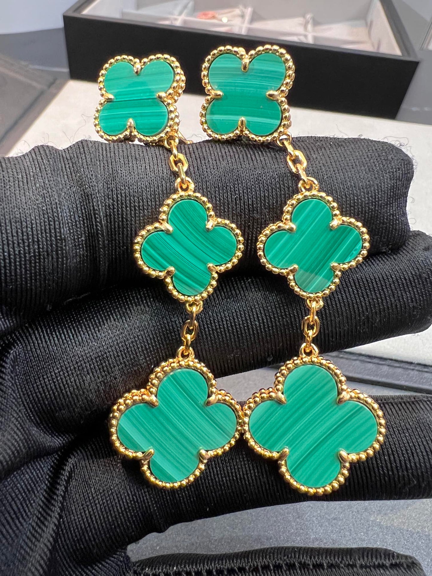[Glimmer]CLOVER MALACHITE 3 MOTIFS GOLD