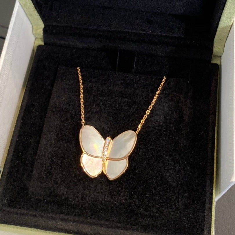 [Glimmer]BUTTERFLY GOLD MOP DIAMOND NECKLACE