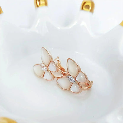 [Glimmer]BUTTERFLY MOP DIAMOND EARRINGS