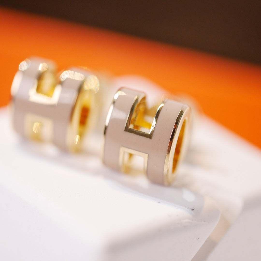 [Glimmer]MINI POP H GOLD EARRINGS GREY