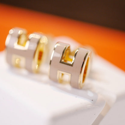 [Glimmer]MINI POP H GOLD EARRINGS GREY