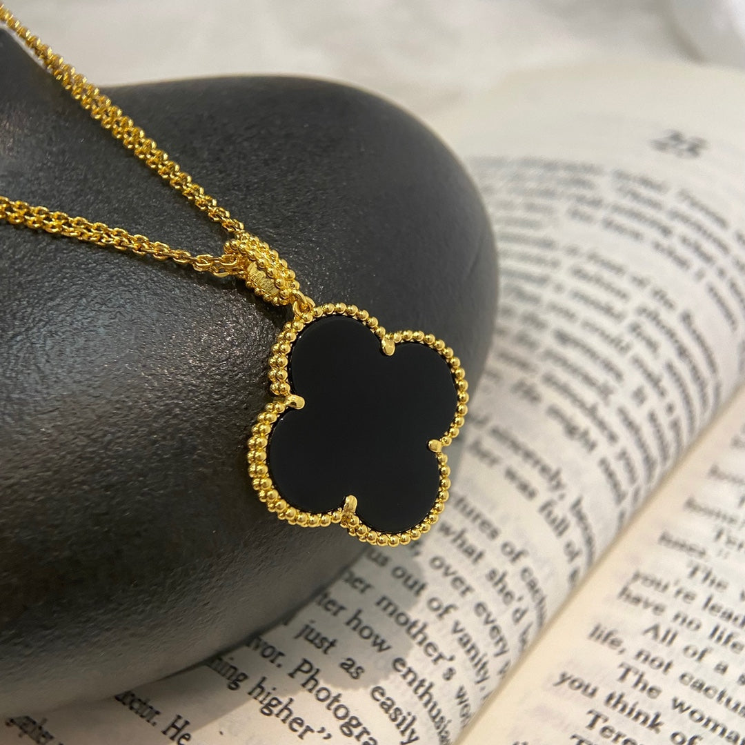 [Glimmer]CLOVER 25MM NECKLACE GOLD ONYX