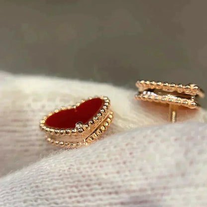 [Glimmer]HEART CARNELIAN STUD EARRINGS