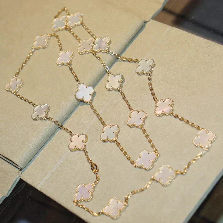 [Glimmer]CLOVER 20 MOTIFS WHITE MOP NECKLACE