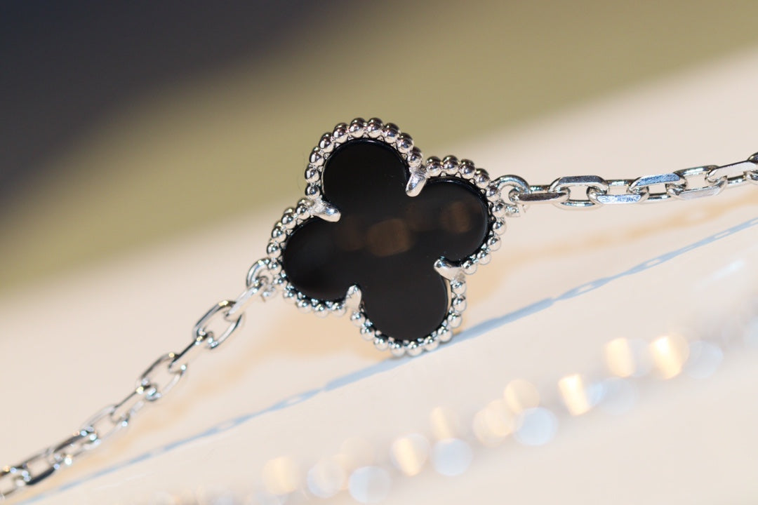 [Glimmer]CLOVER 20 MOTIFS ONYX DIAMOND SILVER