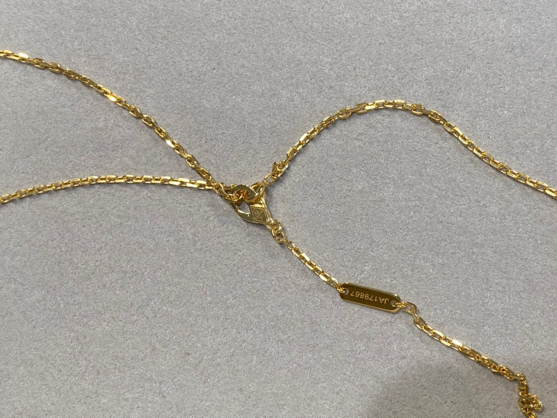 [Glimmer]CLOVER 25MM NECKLACE GOLD CARNELIAN