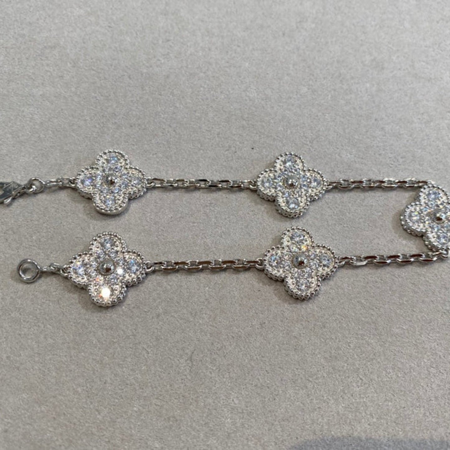 [Glimmer] CLOVER 5 MOTIF FULL DIAMOND BRACELET COLLECTION