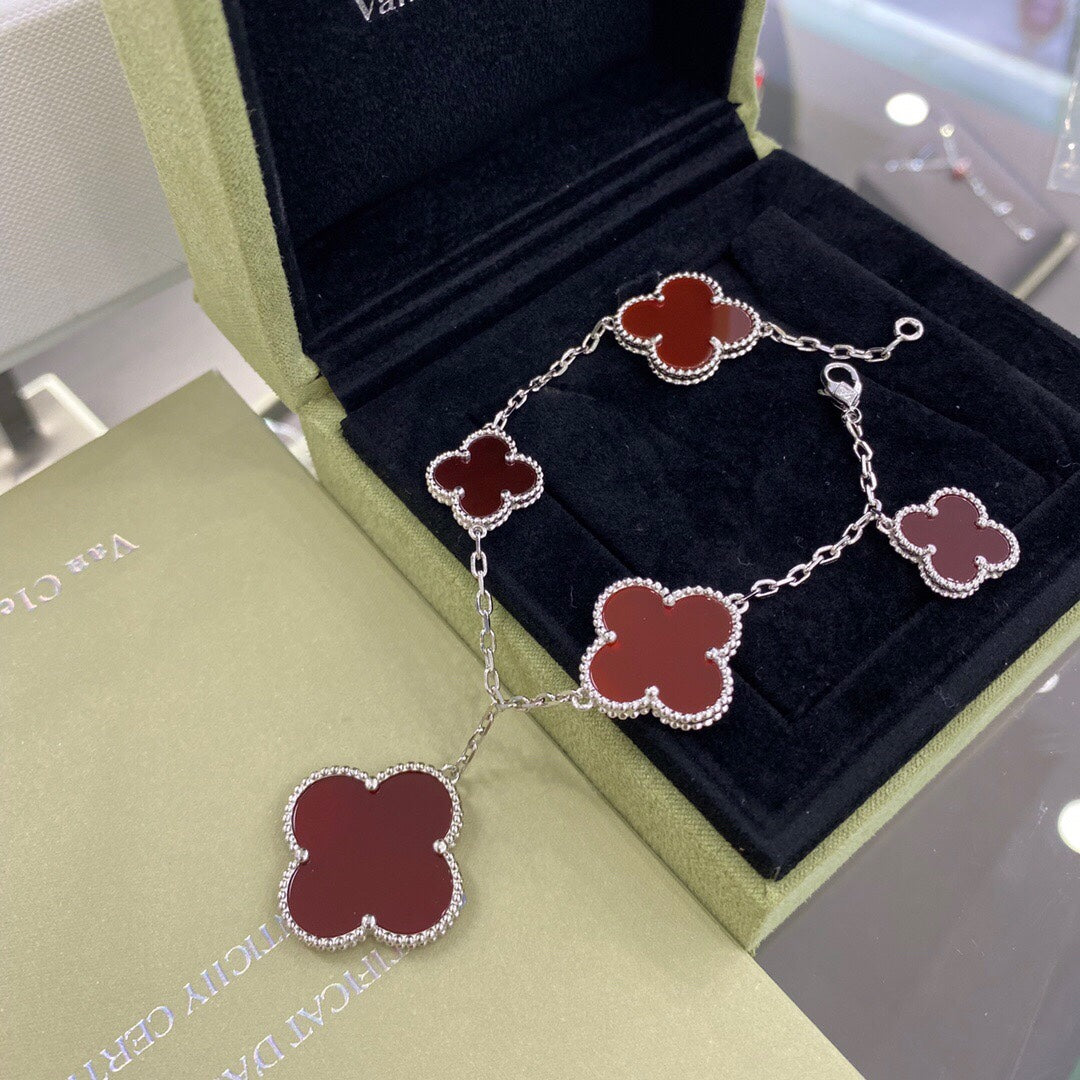 [Glimmer]CLOVER 5 MOTIFS SIVLER CARNELIAN BRACELET