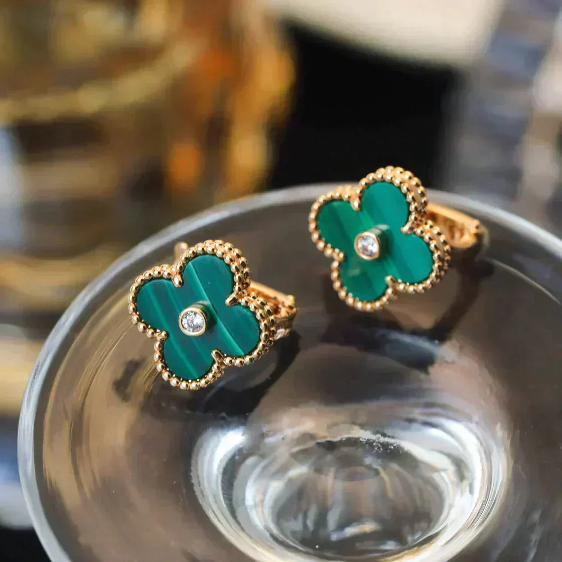 [Glimmer]CLOVER MEDIUM 1 MOTIFS MALACHITE DIAMOND EARRINGS