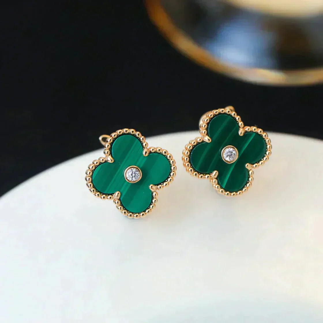 [Glimmer]CLOVER MEDIUM 1 MOTIFS MALACHITE DIAMOND EARRINGS