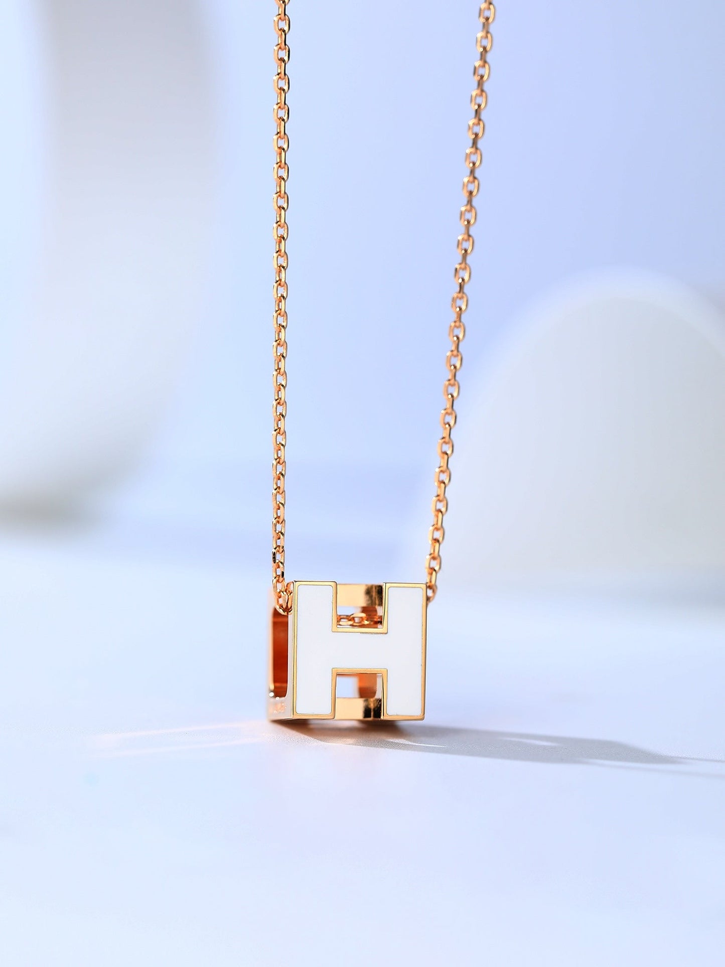 [Glimmer]H CAGE PINK GOLD NECKLACE