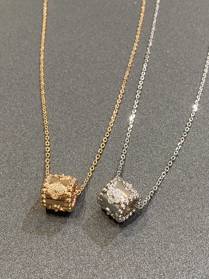 [Glimmer]PERLEE PEDANT SIVLER DIAMOND NECKLACE