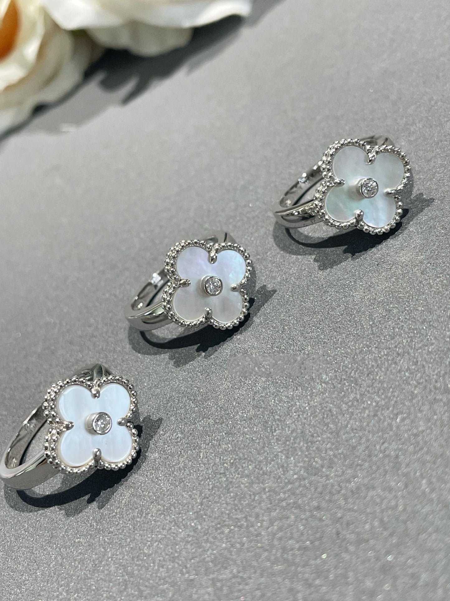 [Glimmer]CLOVER SILVER MOP DIAMOND RING
