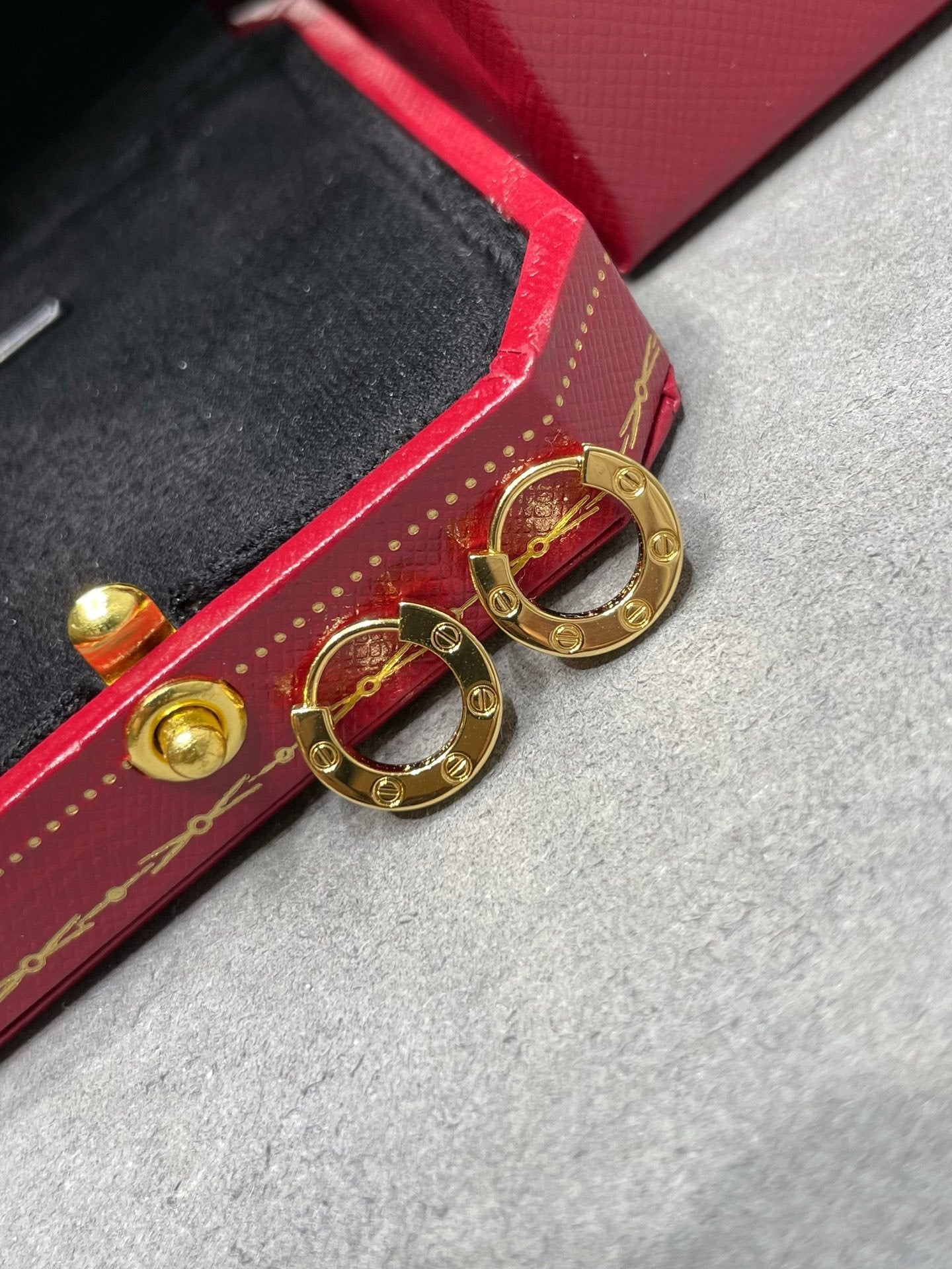 [Glimmer]LOVE MINI EARRINGS