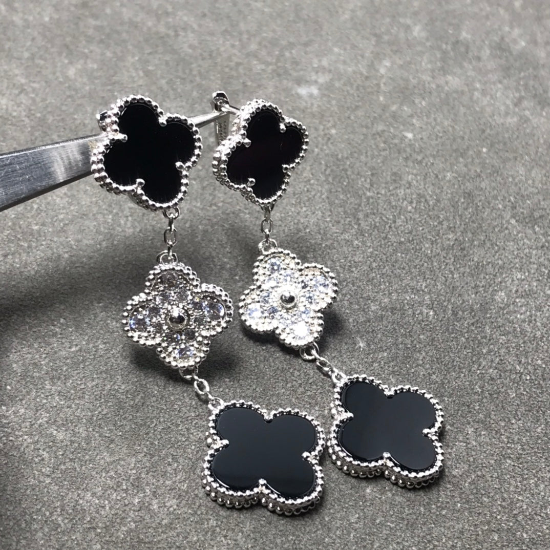 [Glimmer]CLOVER 3 MOTIF DIAMOND ONYX SILVER EARRINGS