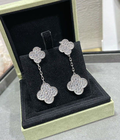 [Glimmer]CLOVER 2 MOTIFS DIAMOND PAVED SILVER EARRINGS