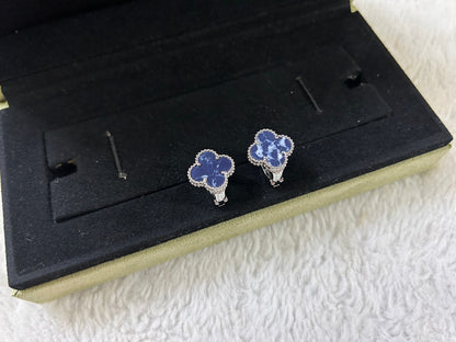 [Glimmer]CLOVER PIETERSITE MEDIUM STUD EARRINGS