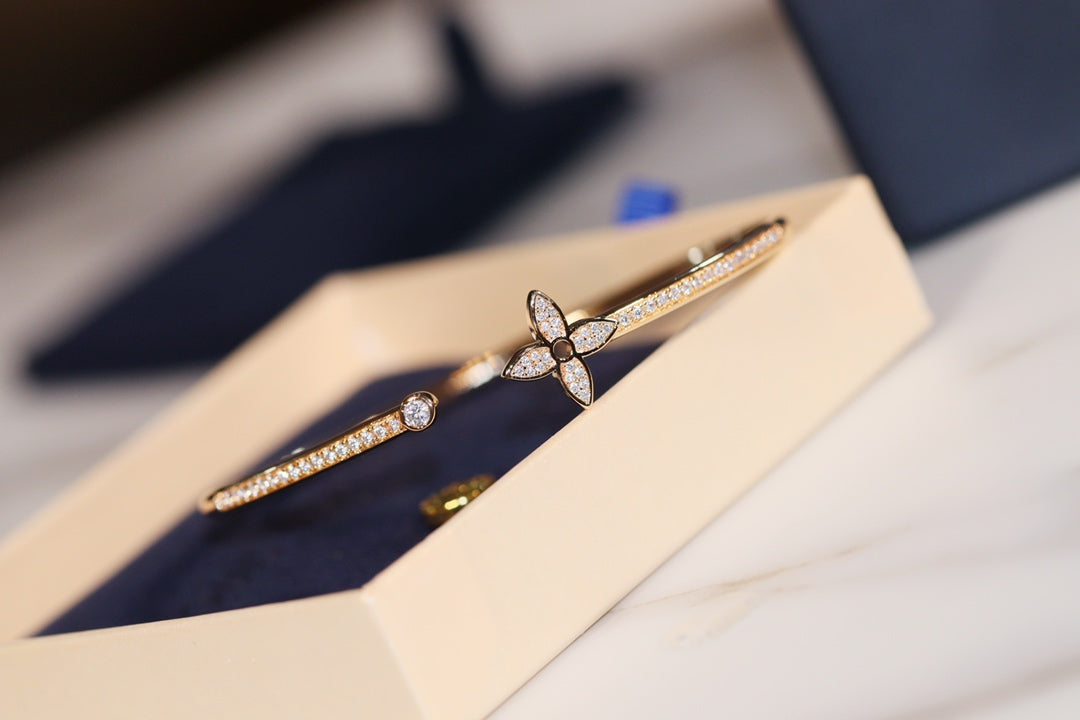 [Glimmer]IDYLLE GOLD OPEN BRACELET DIAMOND PAVED