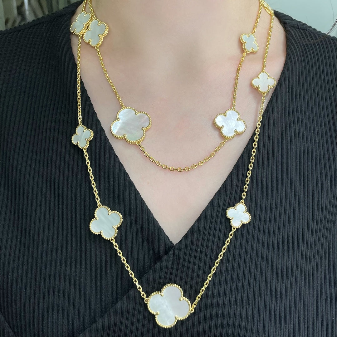 [Glimmer]CLOVER 16 MOTIF WHITE MOP GOLD NECKLACE