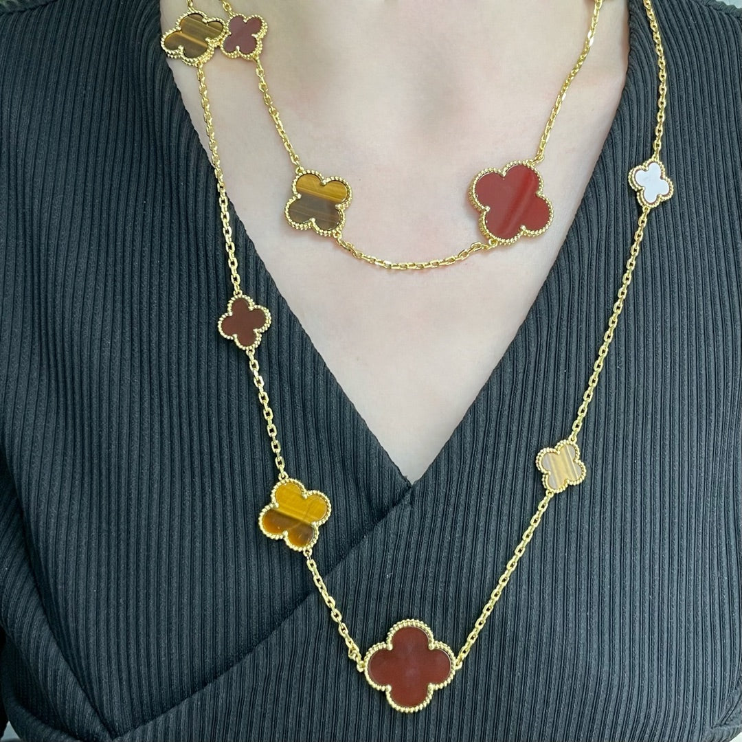 [Glimmer]CLOVER 16 MOTIF CARNELIAN TIGER EYE Glimmer GOLD NECKLACE