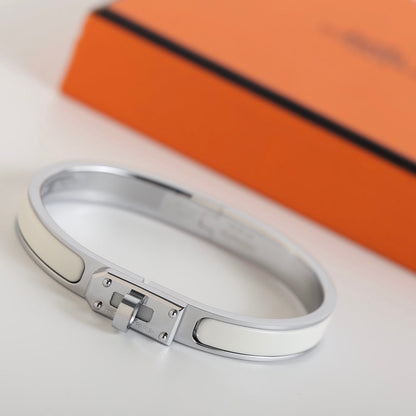 [Glimmer]HM KELLY WHITE BRACELET