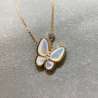 [Glimmer]BUTTERFLY MOP DIAMOND NECKLACE