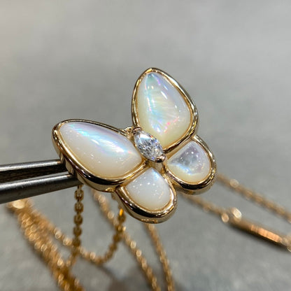 [Glimmer]BUTTERFLY MOP DIAMOND NECKLACE