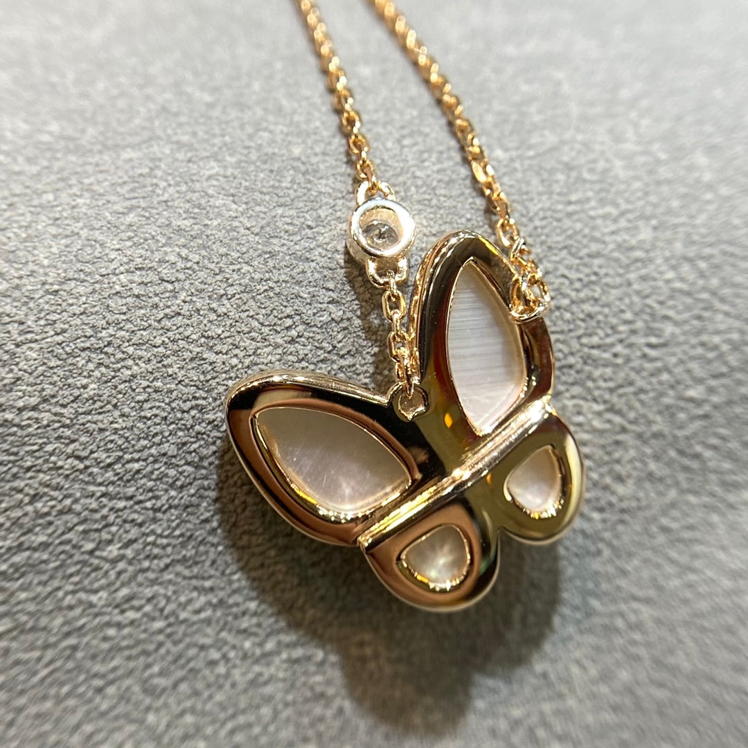 [Glimmer]BUTTERFLY MOP DIAMOND NECKLACE