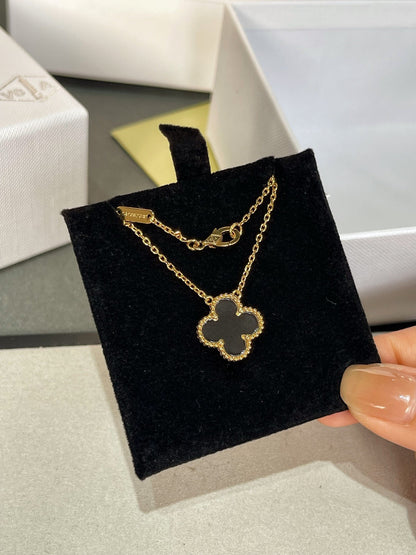 [Glimmer]CLOVER ROCK CRYSTAL Glimmer GOLD NECKLACE