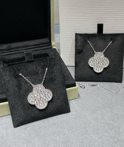 [Glimmer]CLOVER 25MM LARGE PENDANT DIAMOND PAVED SILVER NECKLACE