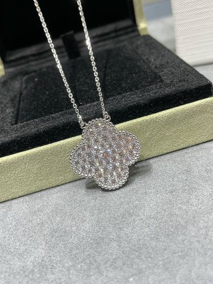 [Glimmer]CLOVER 25MM LARGE PENDANT DIAMOND PAVED SILVER NECKLACE