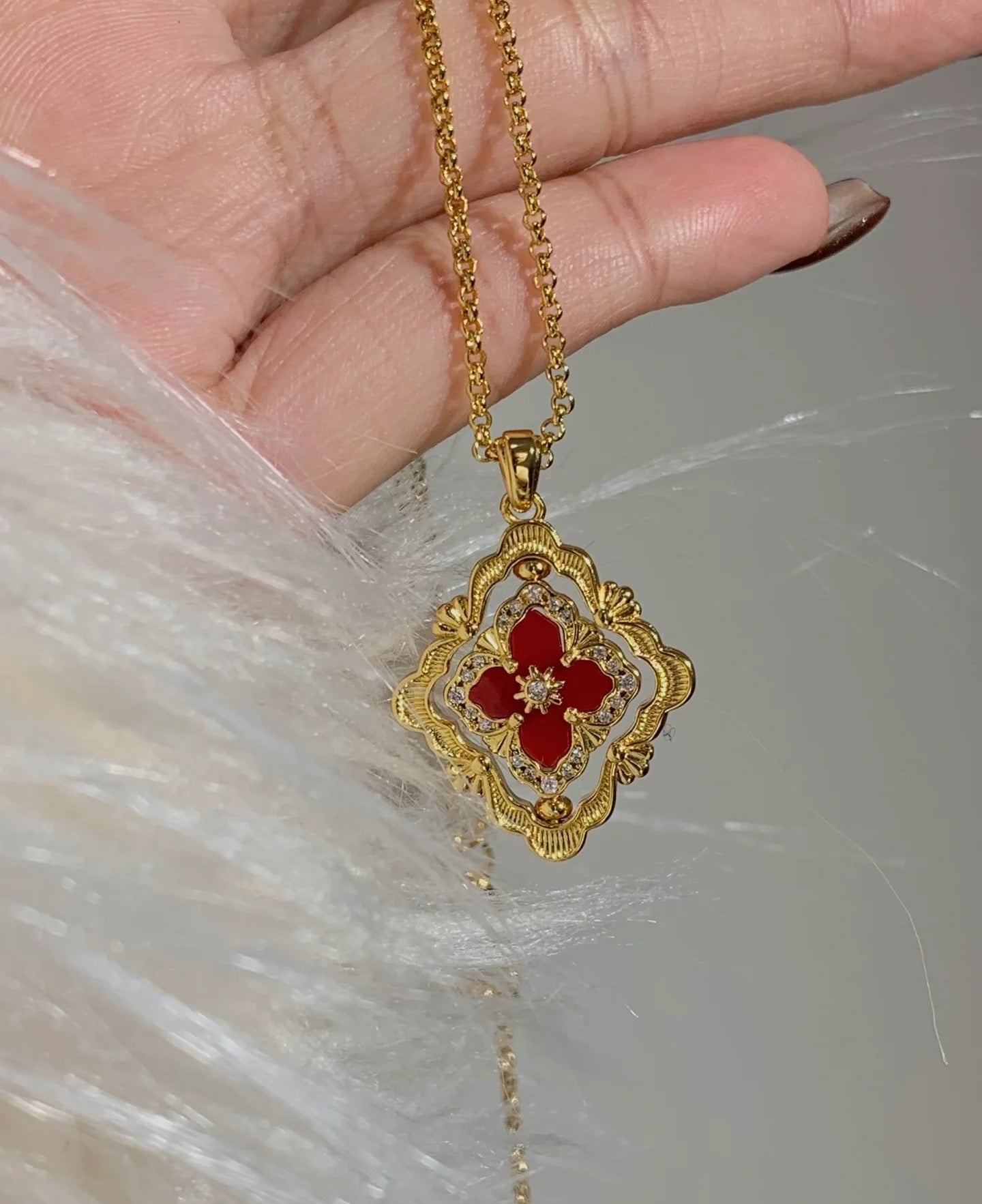 [Glimmer] B.C.L ENAMEL ROTATING SINGLE-DIAMOND NECKLACE£¨Various colors£©