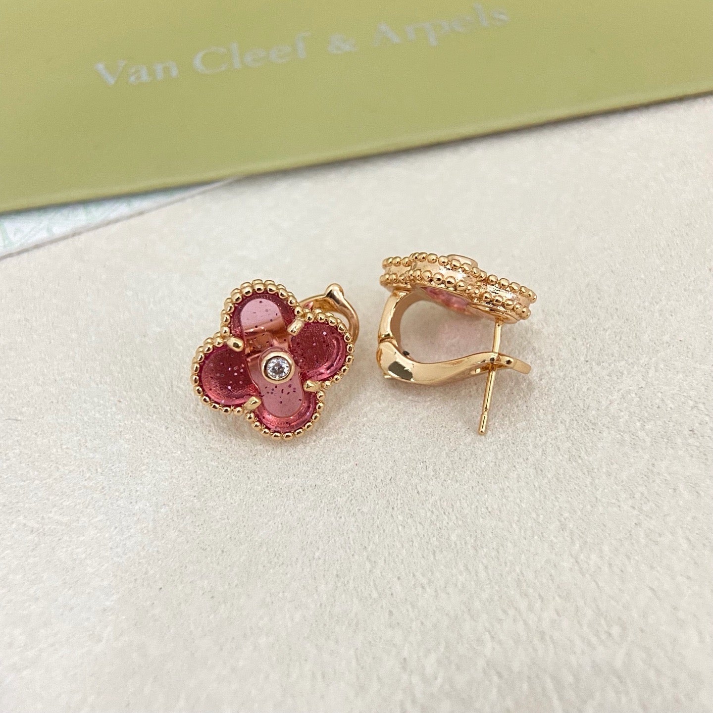 [Liorra]2026 NEW  CLOVER 1 MOTIFPINK ENAMEL STUD EARRINGS WITH DIAMONDS2