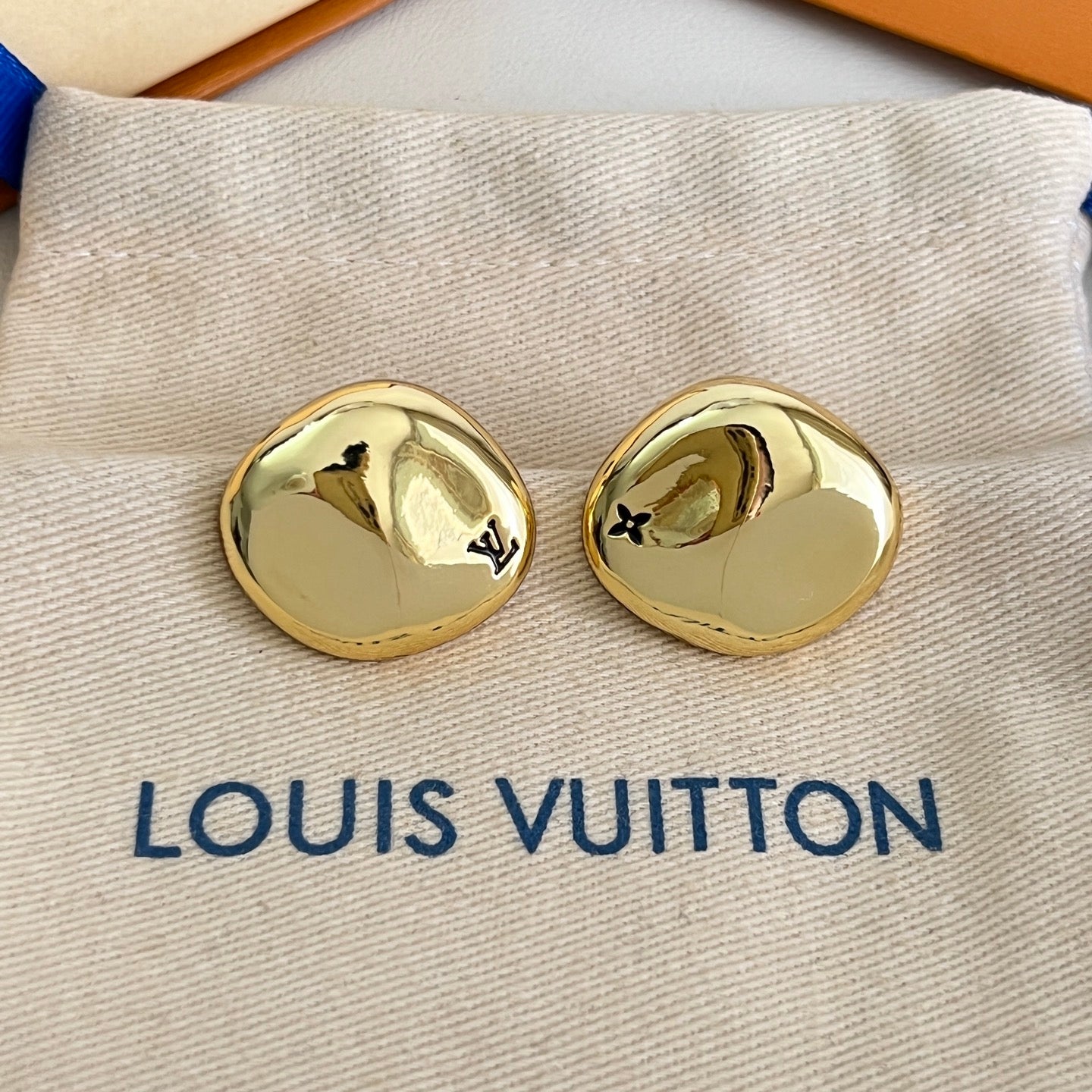 [Glimmer]Gold Paris Stud Earrings