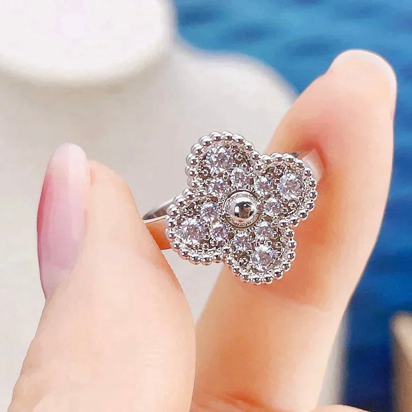 [Glimmer]CLOVER DIAMOND RING