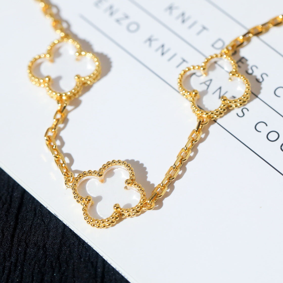 [Glimmer]CLOVER 5 MOTIF ROCK CRYSTAL BRACELET