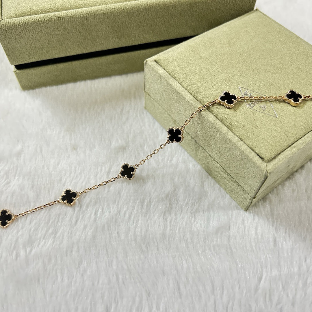 [Glimmer]CLOVER 6 MOTIF  ONYXS BRACELET-w