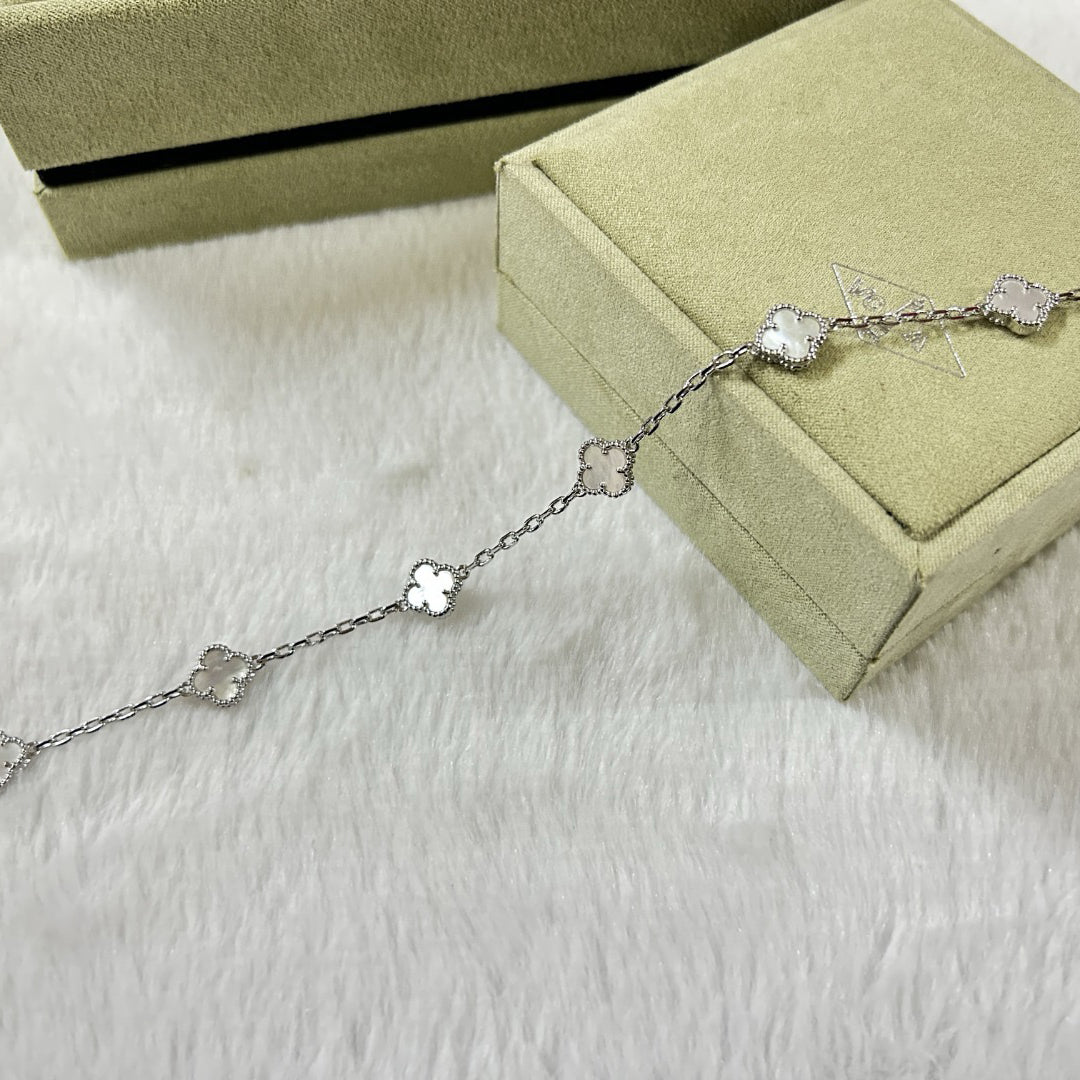 [Glimmer]CLOVER 6 MOTIF WHITE MOP BRACELET-w