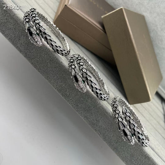[Glimmer]NEW OBSIDIAN & DIAMOND SERPENT BRACELET