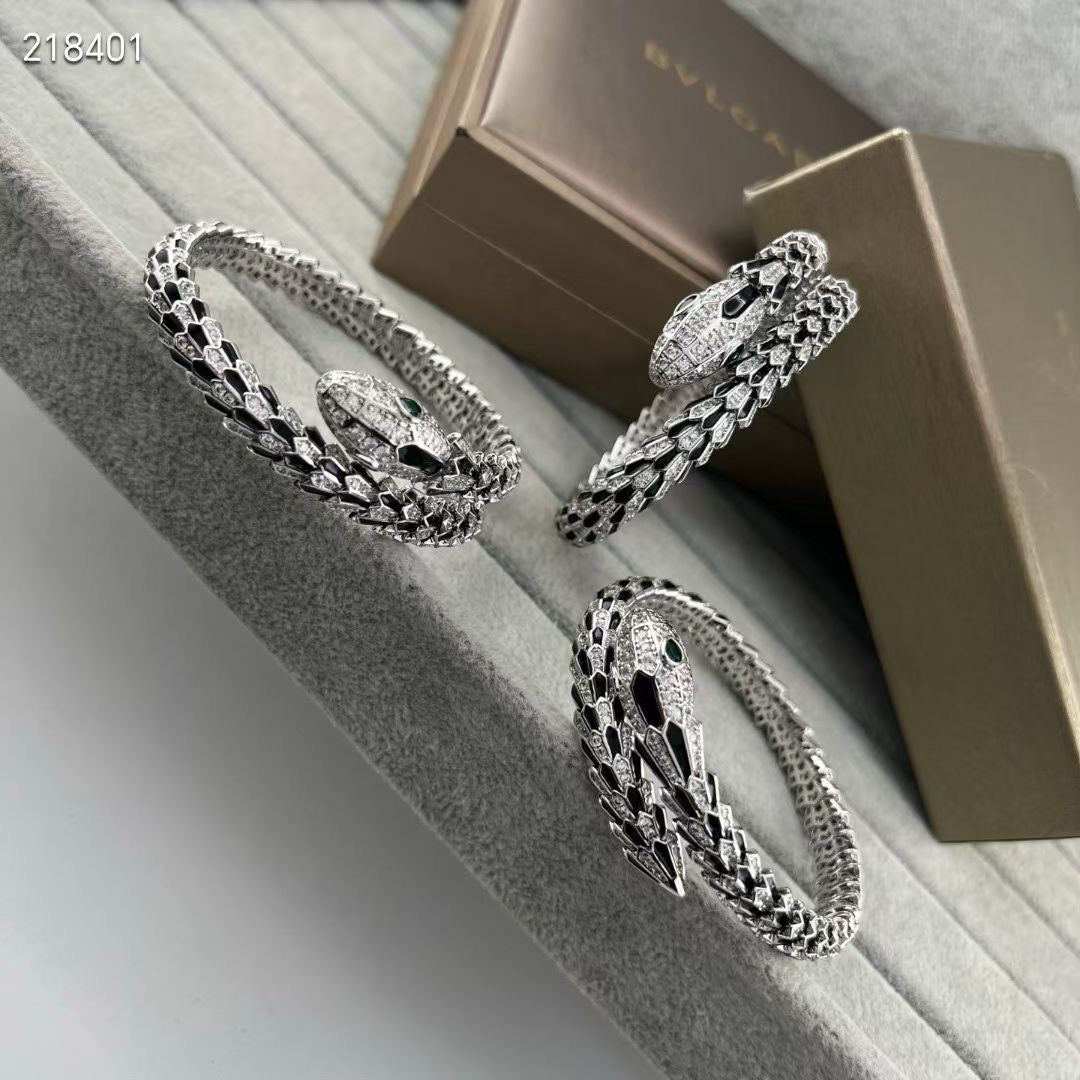 [Glimmer]NEW OBSIDIAN & DIAMOND SERPENT BRACELET