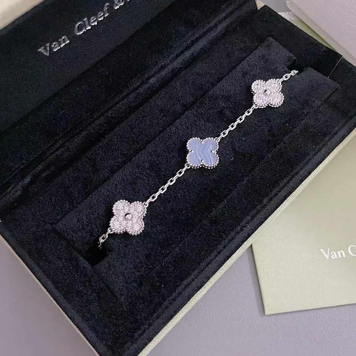 [Glimmer] CLOVER 5 モチーフ パープルカルセドニー ブレスレット コレクション