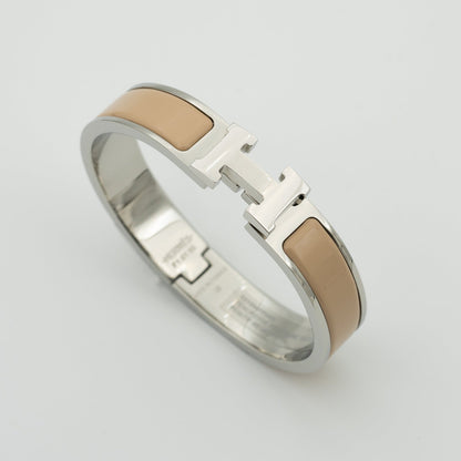 [Glimmer]H GREY BRACELET