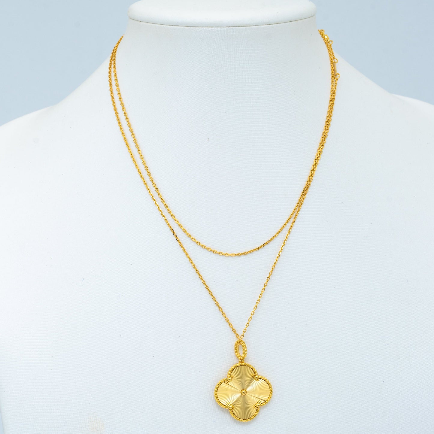[Glimmer]CLOVER 25MM PEDANT NECKLACE GOLD