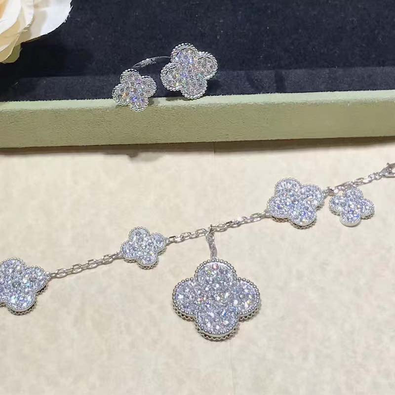 [Glimmer]CLOVER 6 MOTIFS SILVER DIAMOND BRACELET