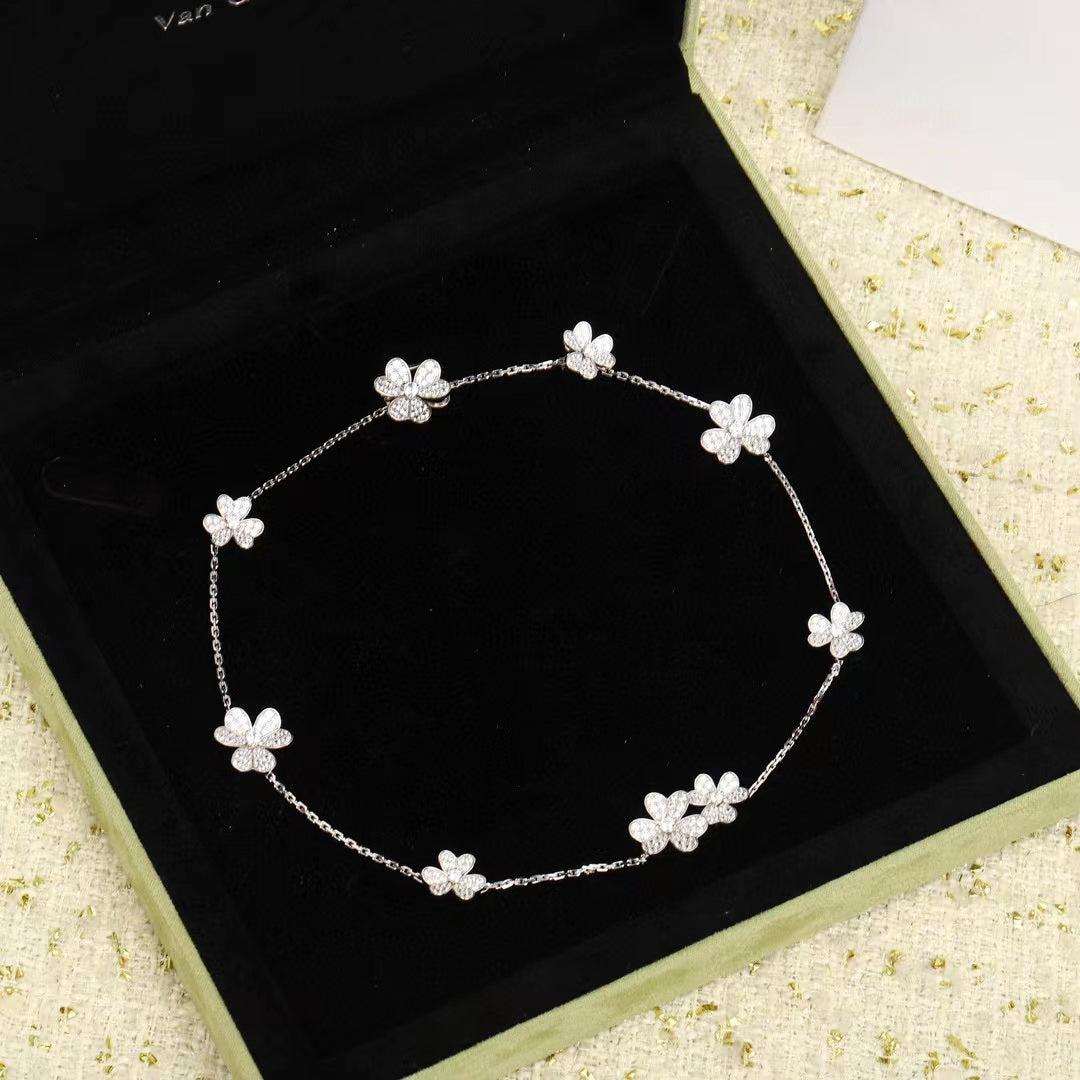 [Glimmer]FRIVOLE SILVER 9 FLOWERS NECKLACE
