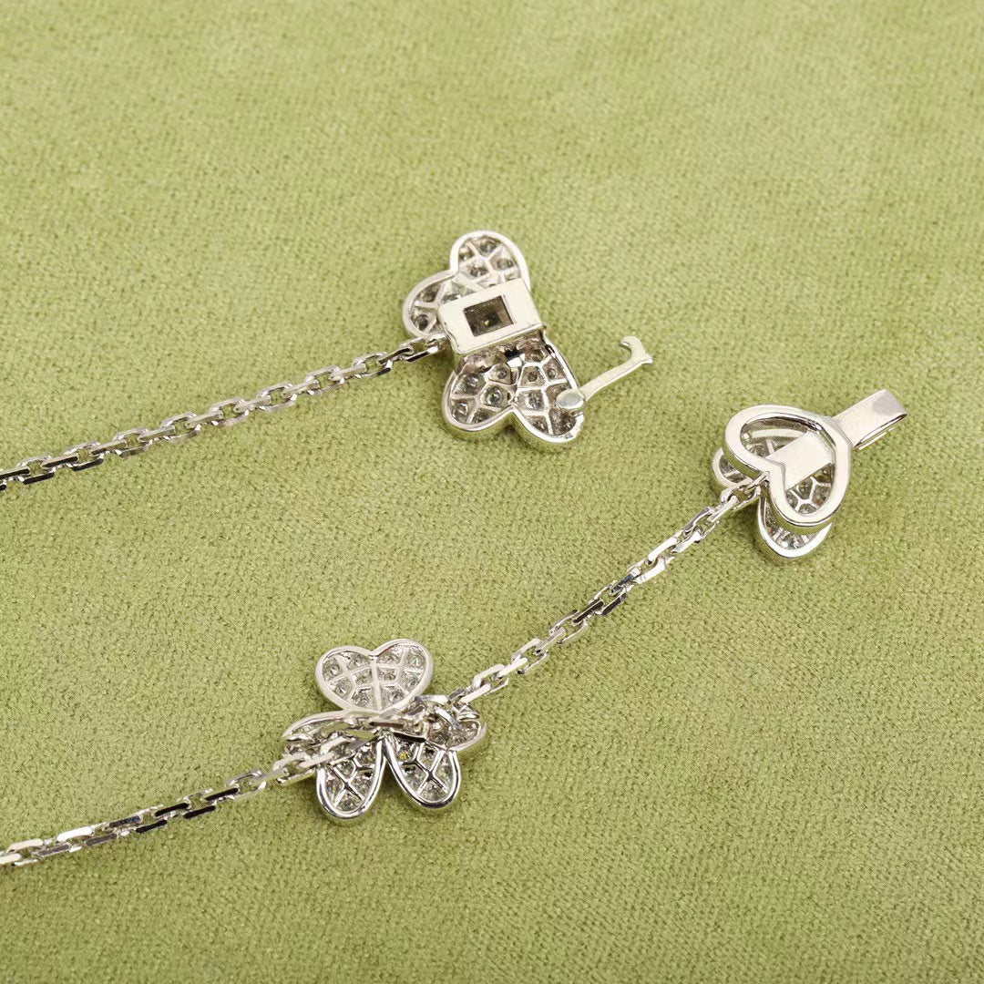 [Glimmer]FRIVOLE SILVER 9 FLOWERS NECKLACE