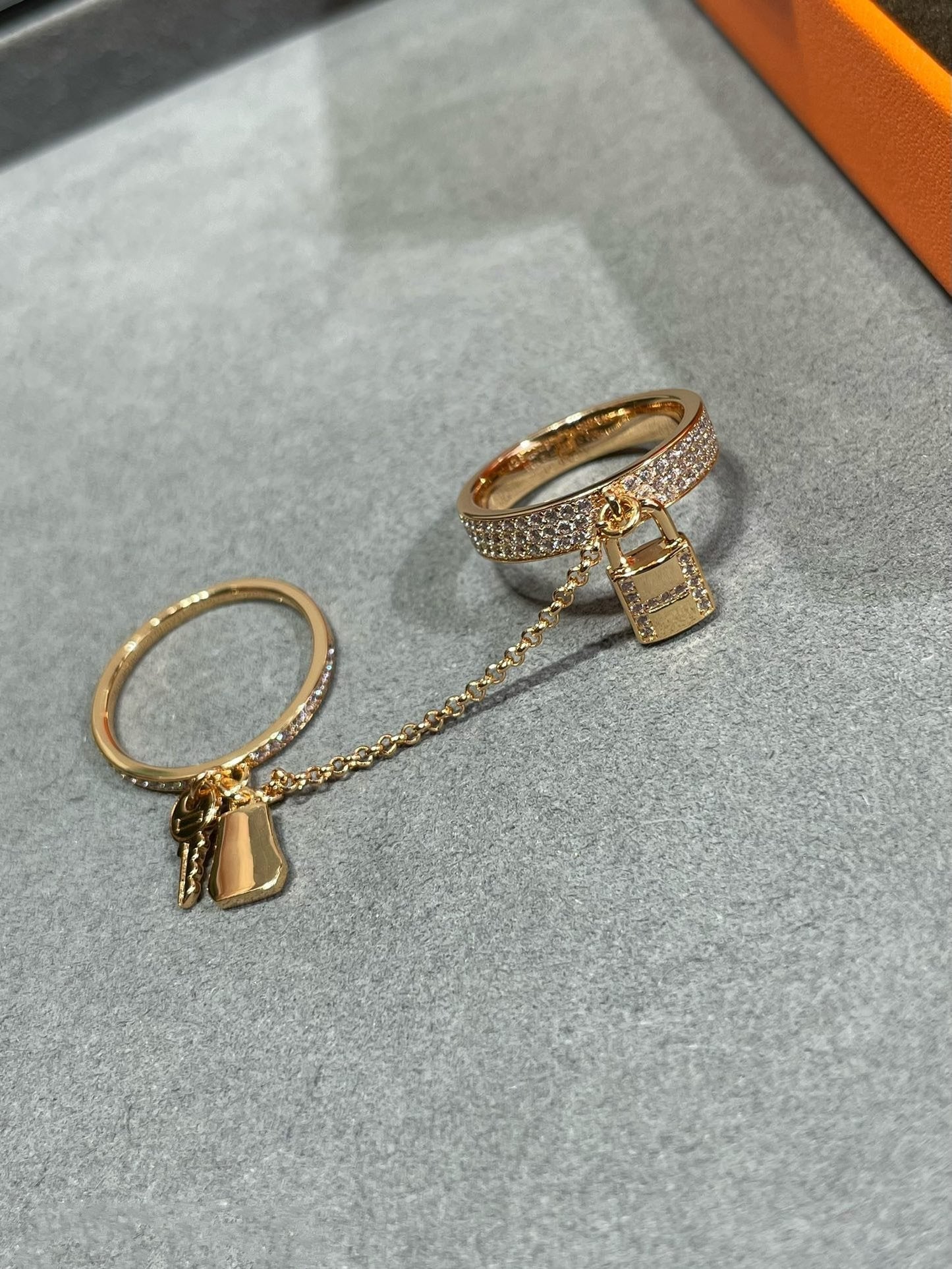 [Glimmer]HM KELLY CLOCHETTE DOUBLE RING IN  WITH DIAMONDS